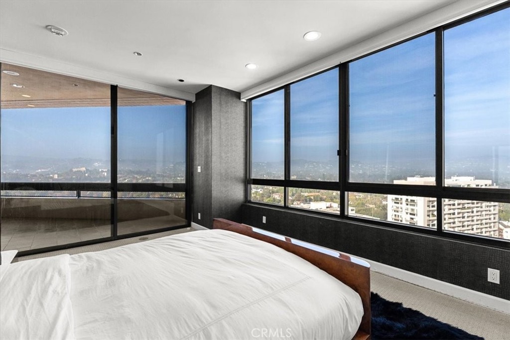 MLS #OC25281180 image #11