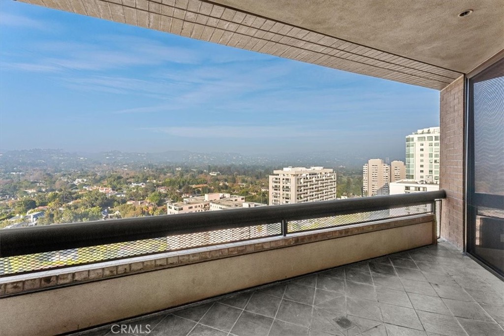 MLS #OC25281180 image #12