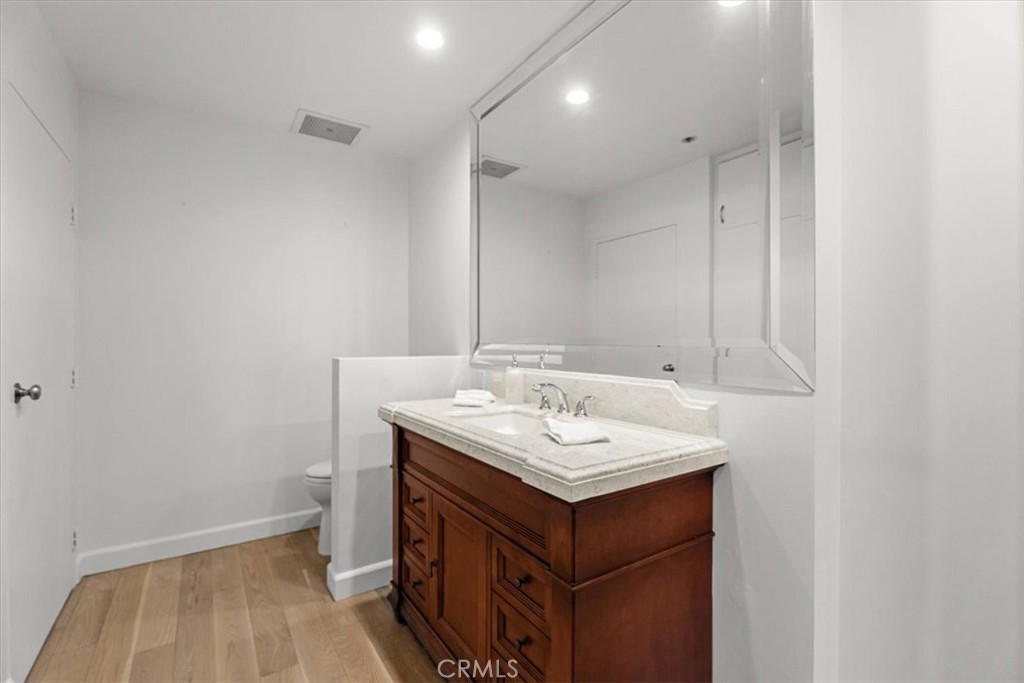 MLS #OC25281180 image #13