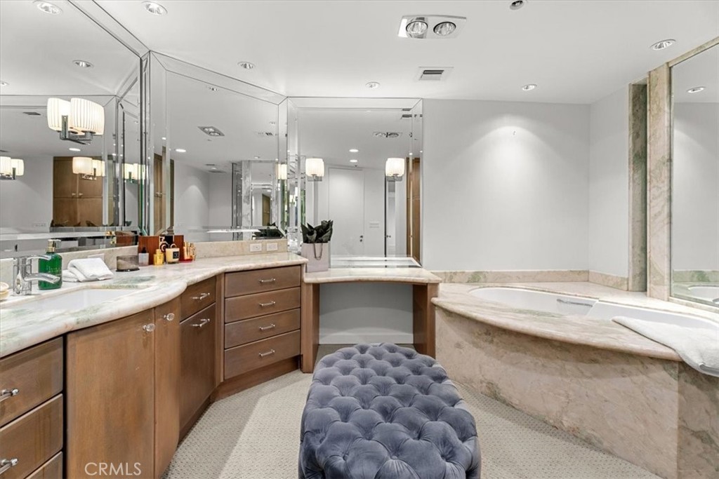 MLS #OC25281180 image #6