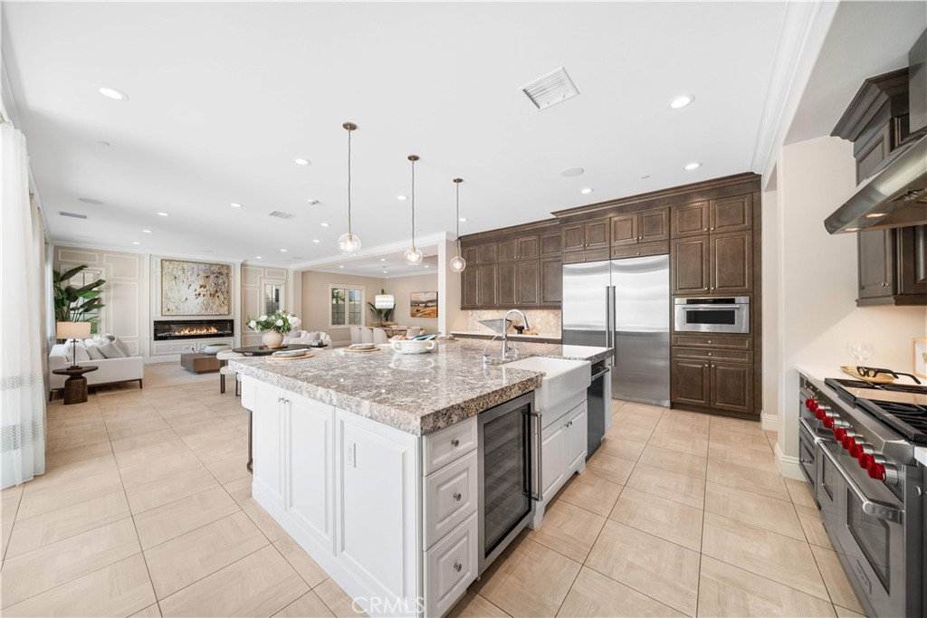 MLS #OC25281240 image #16