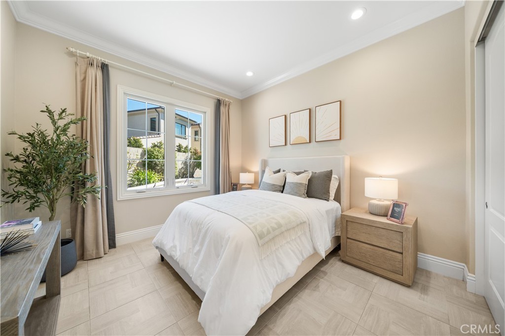 MLS #OC25281240 image #19