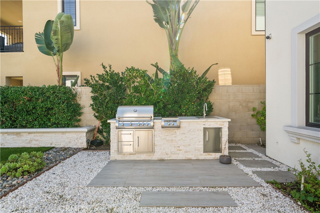 MLS #OC25281240 image #44