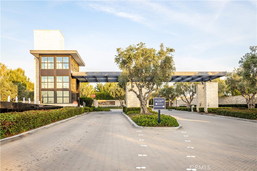 MLS #OC25281240 image #53