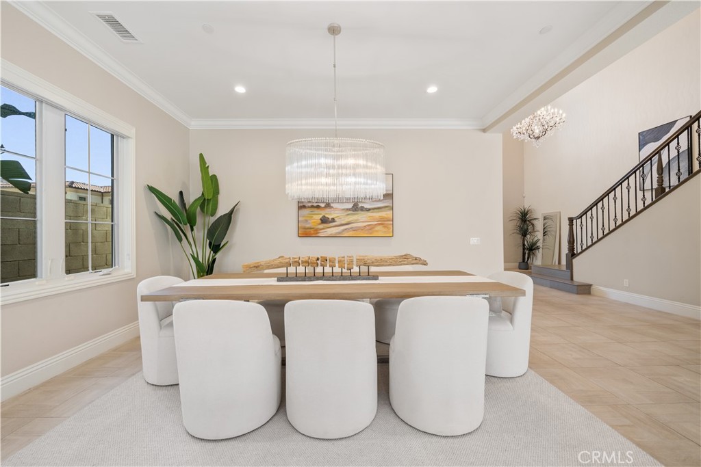 MLS #OC25281240 image #6