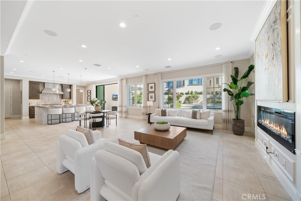 MLS #OC25281240 image #7