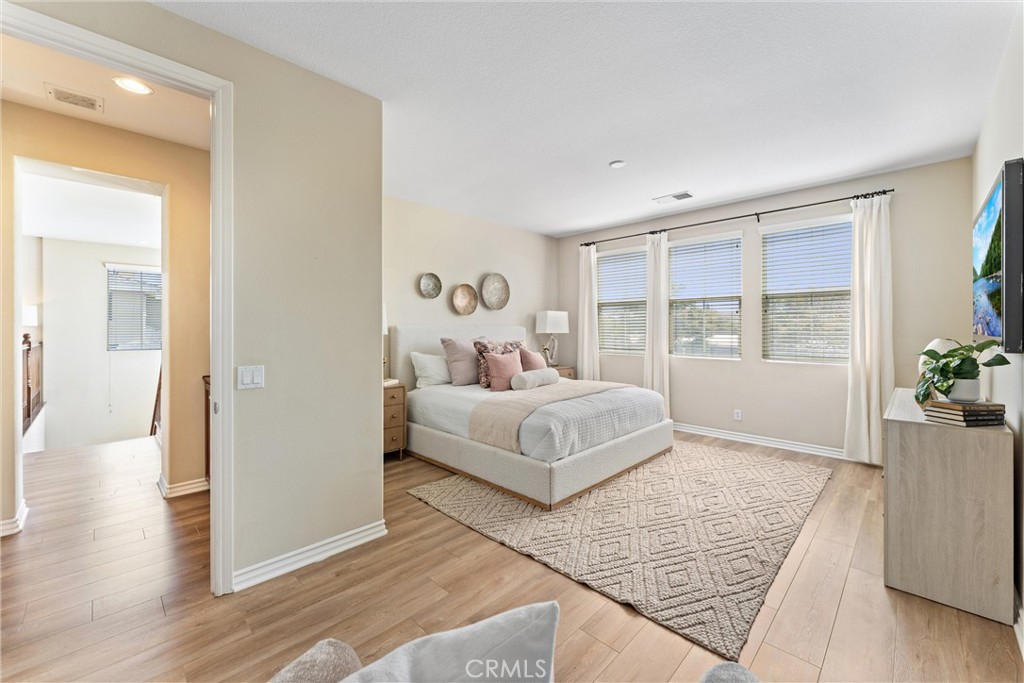 MLS #OC25281265 image #14