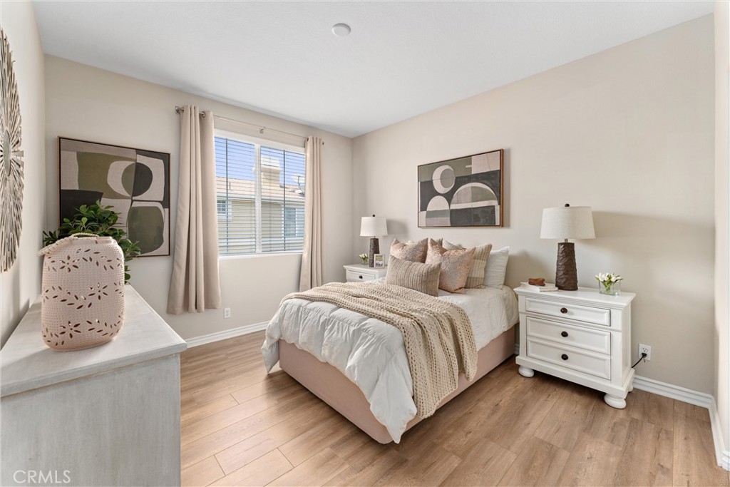 MLS #OC25281265 image #19