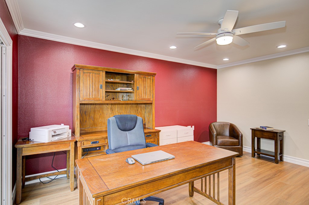 MLS #OC25281366 image #22