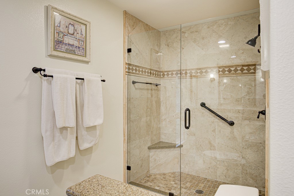 MLS #OC25281366 image #27