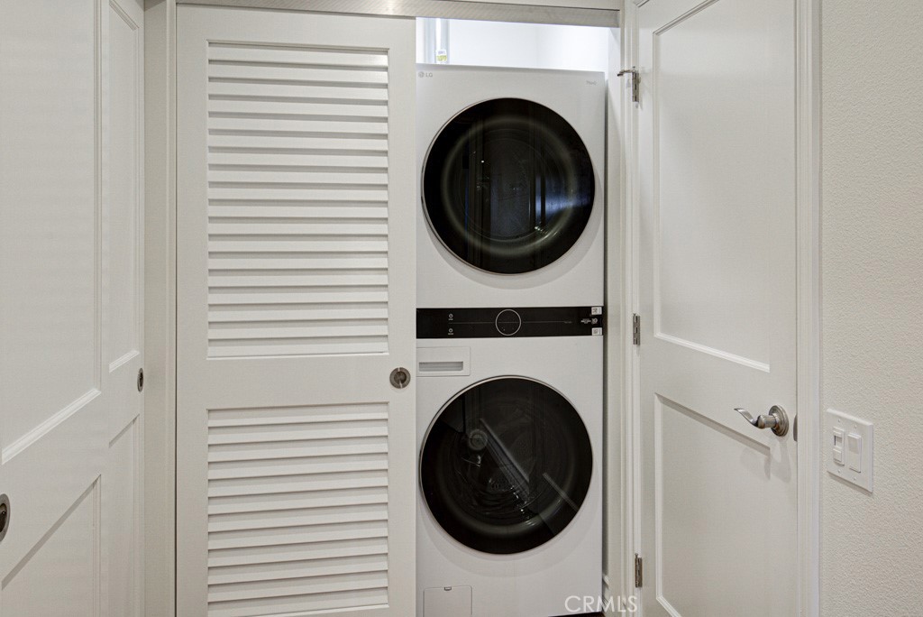 MLS #OC25281366 image #29