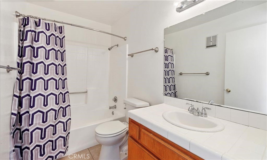 MLS #OC25281662 image #15