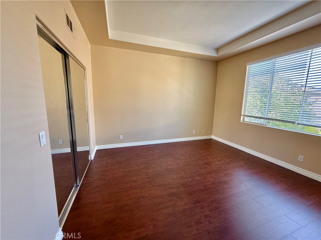 MLS #OC25281866 image #21