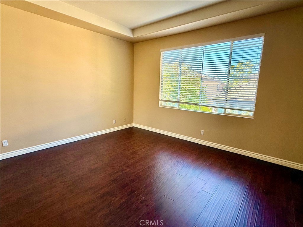 MLS #OC25281866 image #23