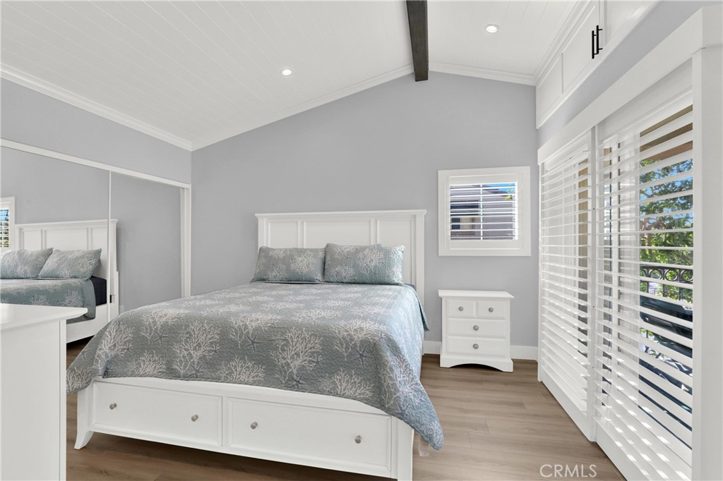 MLS #OC25281871 image #10