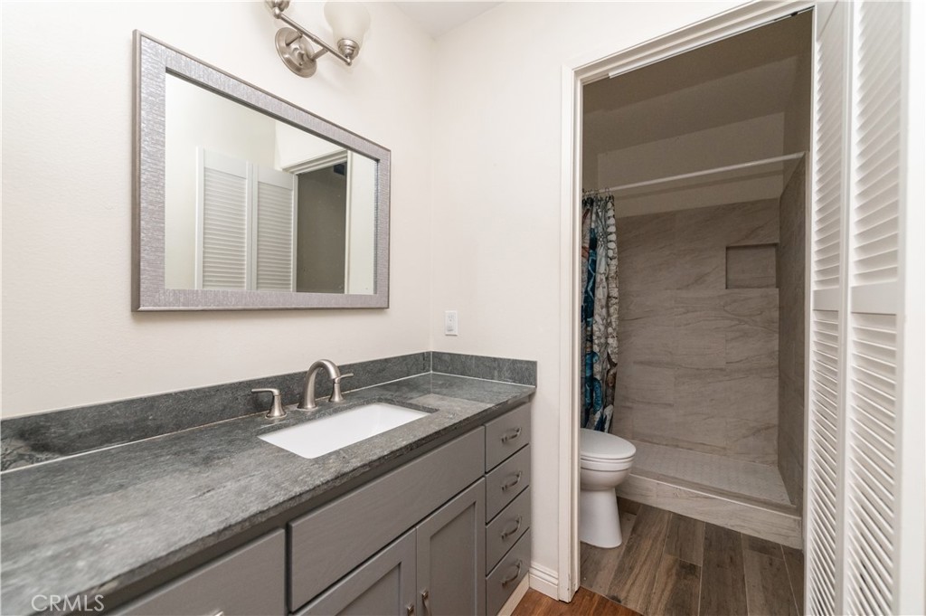 MLS #OC25282254 image #15