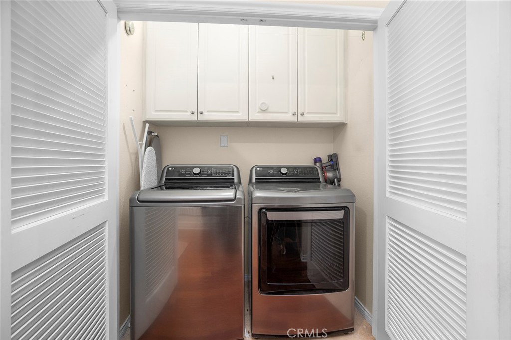 MLS #OC25282318 image #19