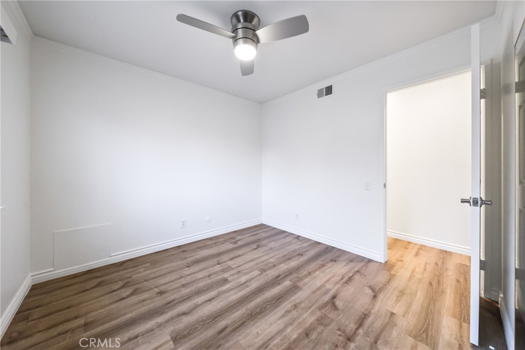 MLS #OC25282330 image #18