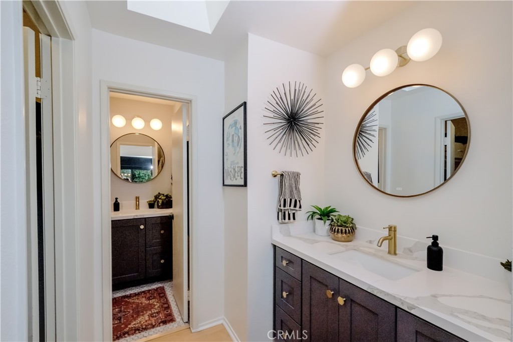 MLS #OC25282465 image #13