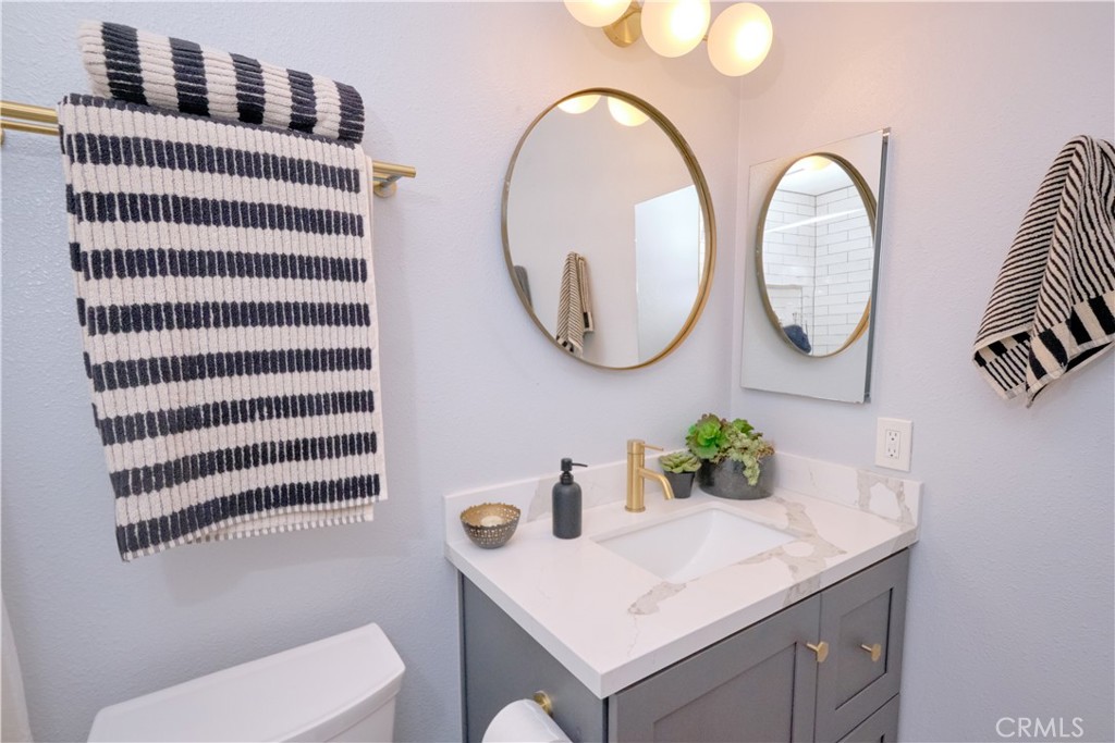 MLS #OC25282465 image #15