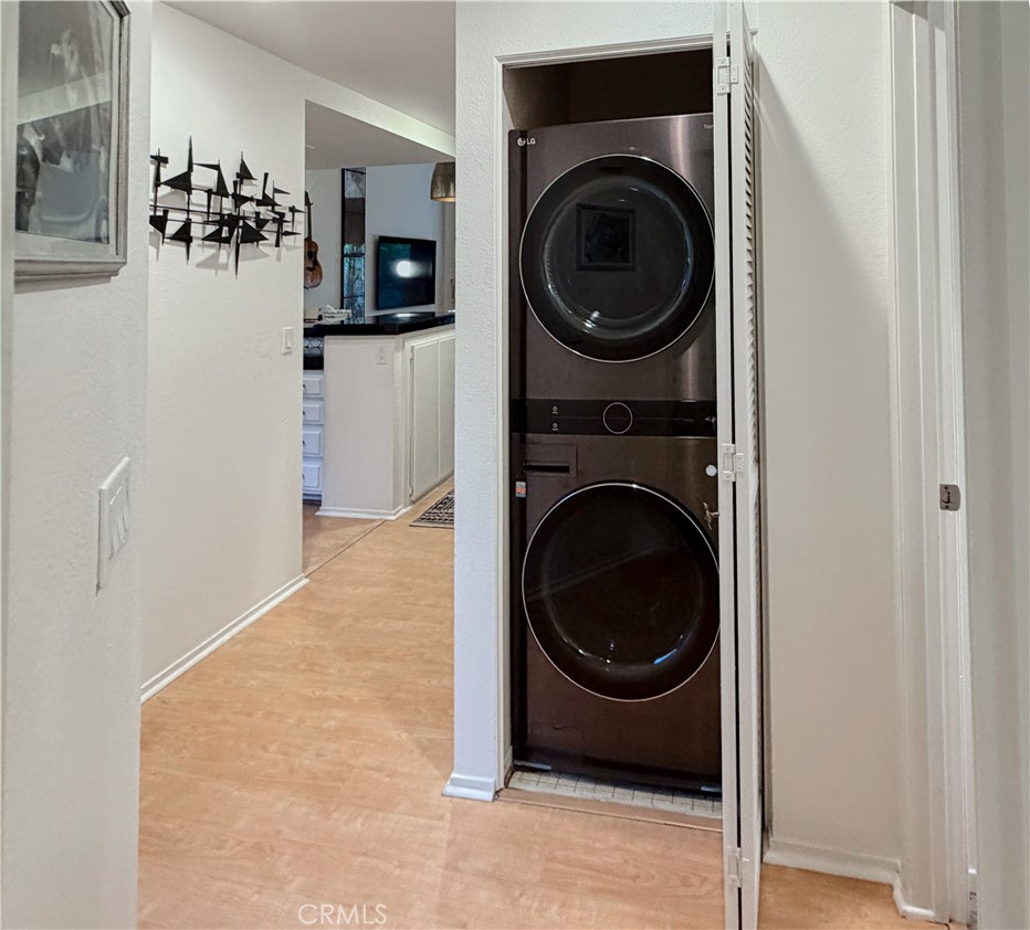 MLS #OC25282465 image #22