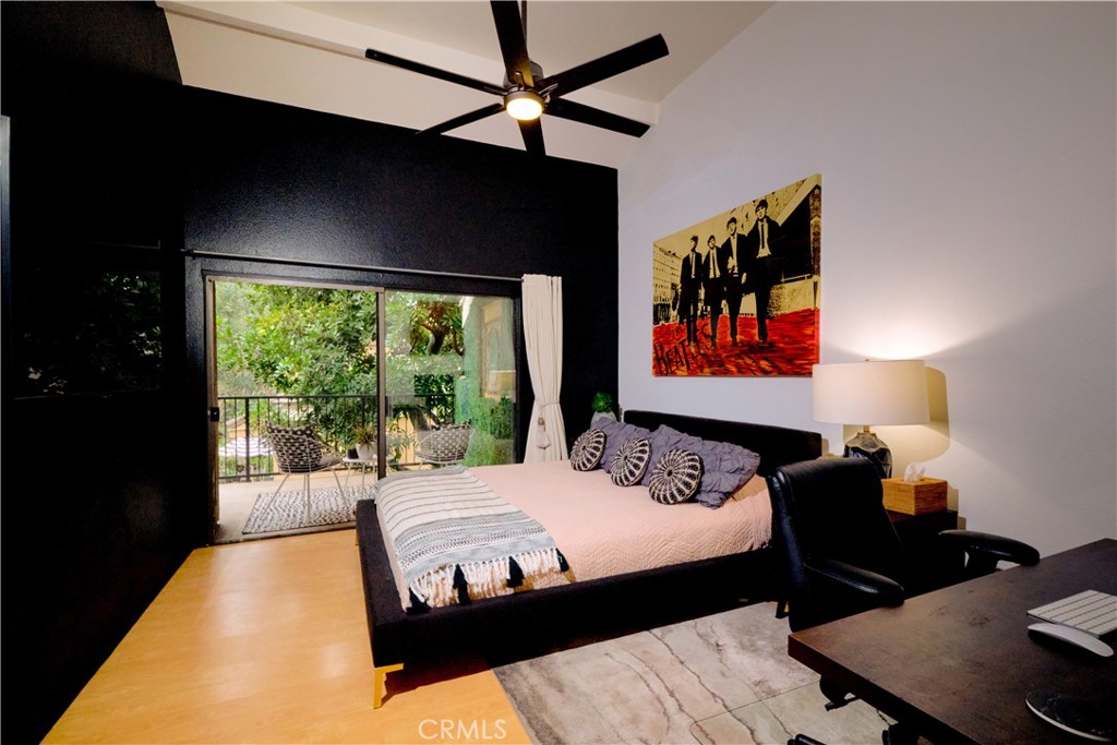 MLS #OC25282465 image #9