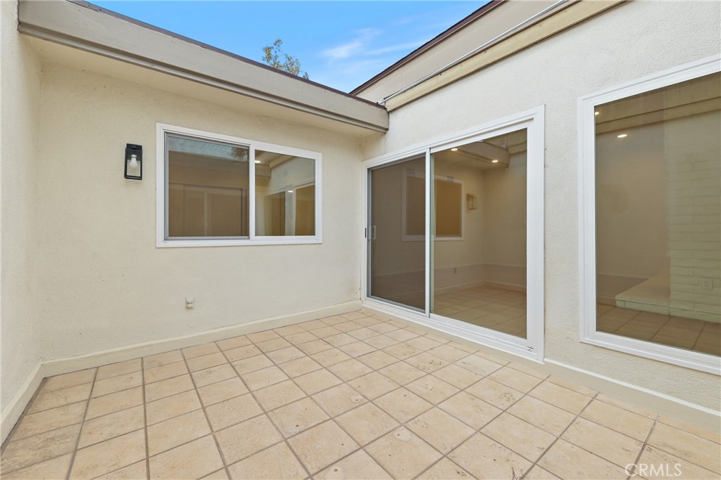 MLS #OC25282468 image #17