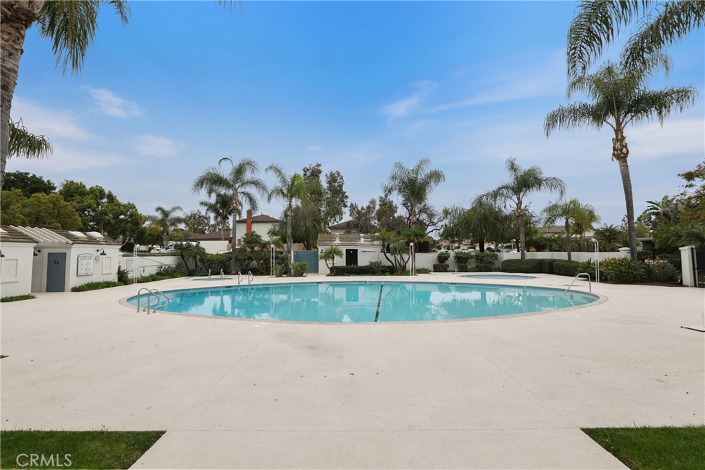 MLS #OC25282468 image #19