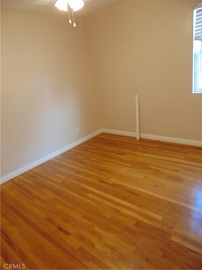 MLS #OC25282507 image #12