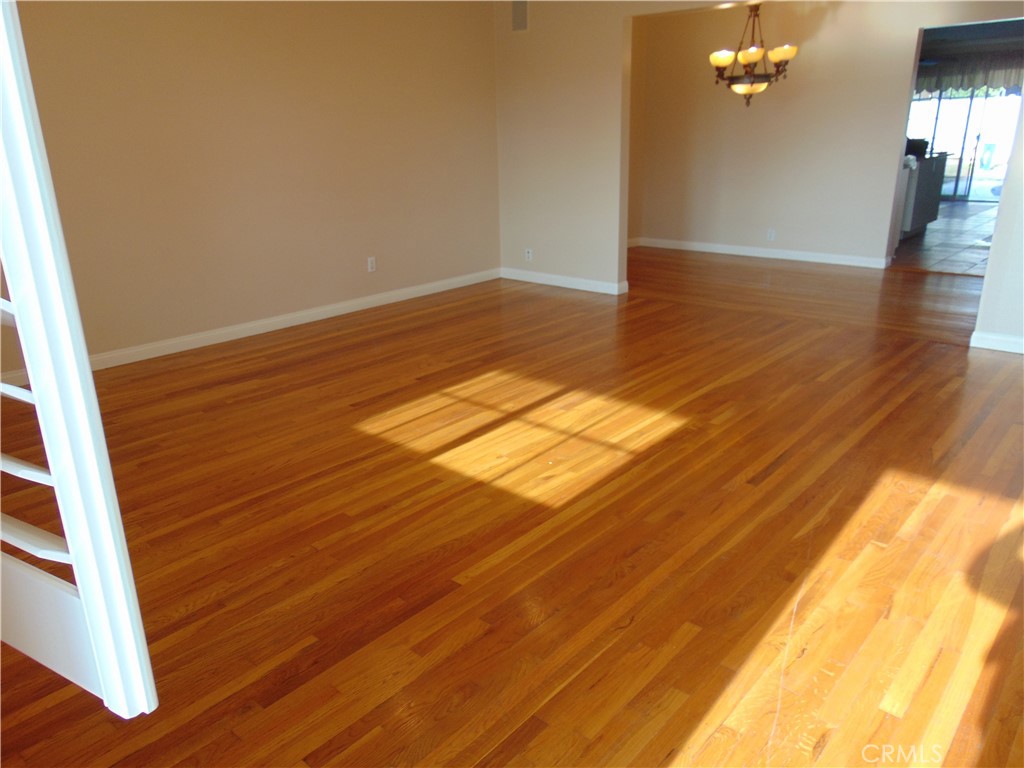 MLS #OC25282507 image #2