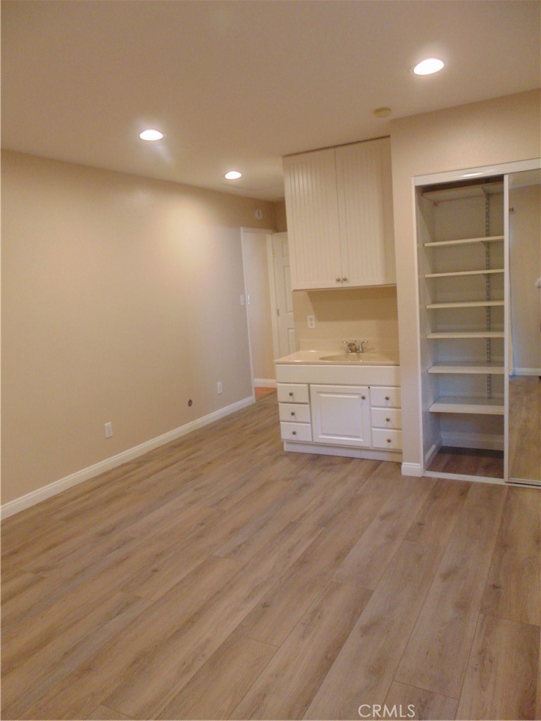 MLS #OC25282507 image #34