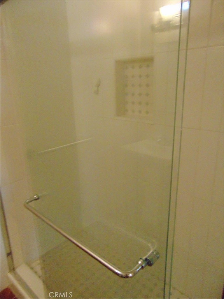 MLS #OC25282507 image #6