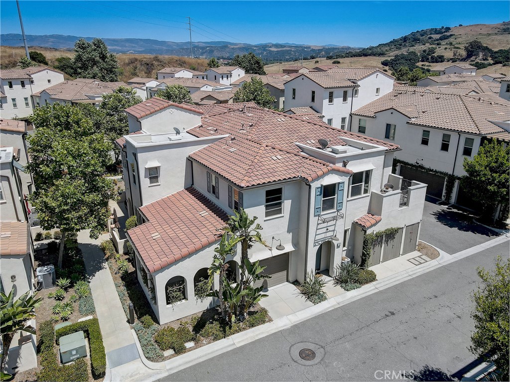 MLS #OC25282518 image #28