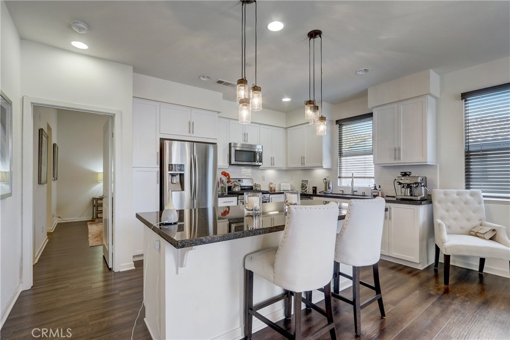 MLS #OC25282518 image #7