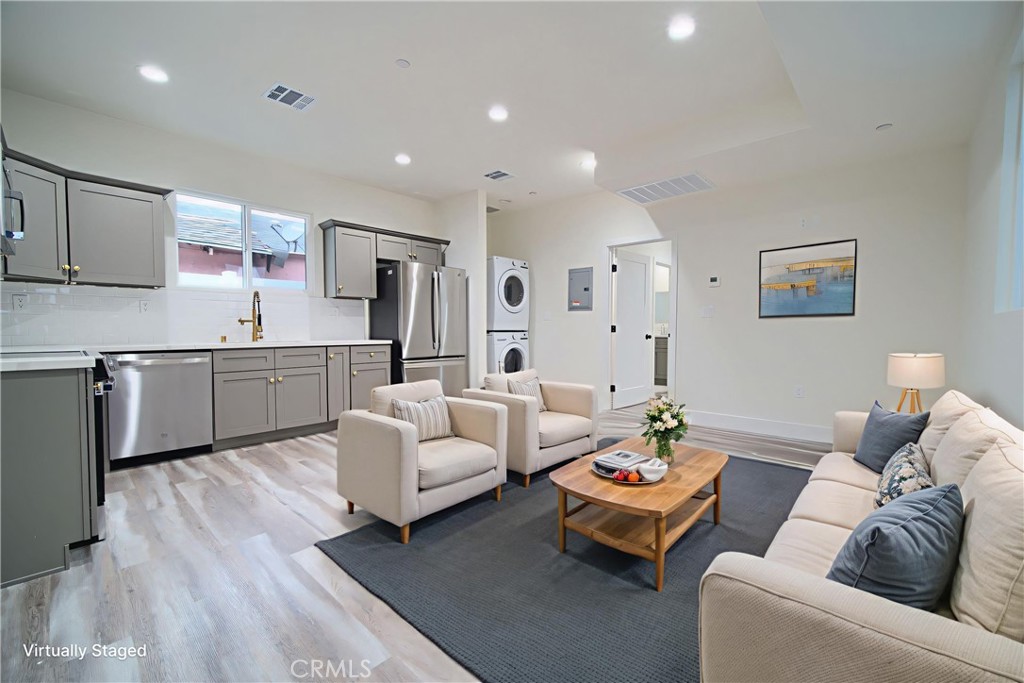 MLS #OC26000501 image #1