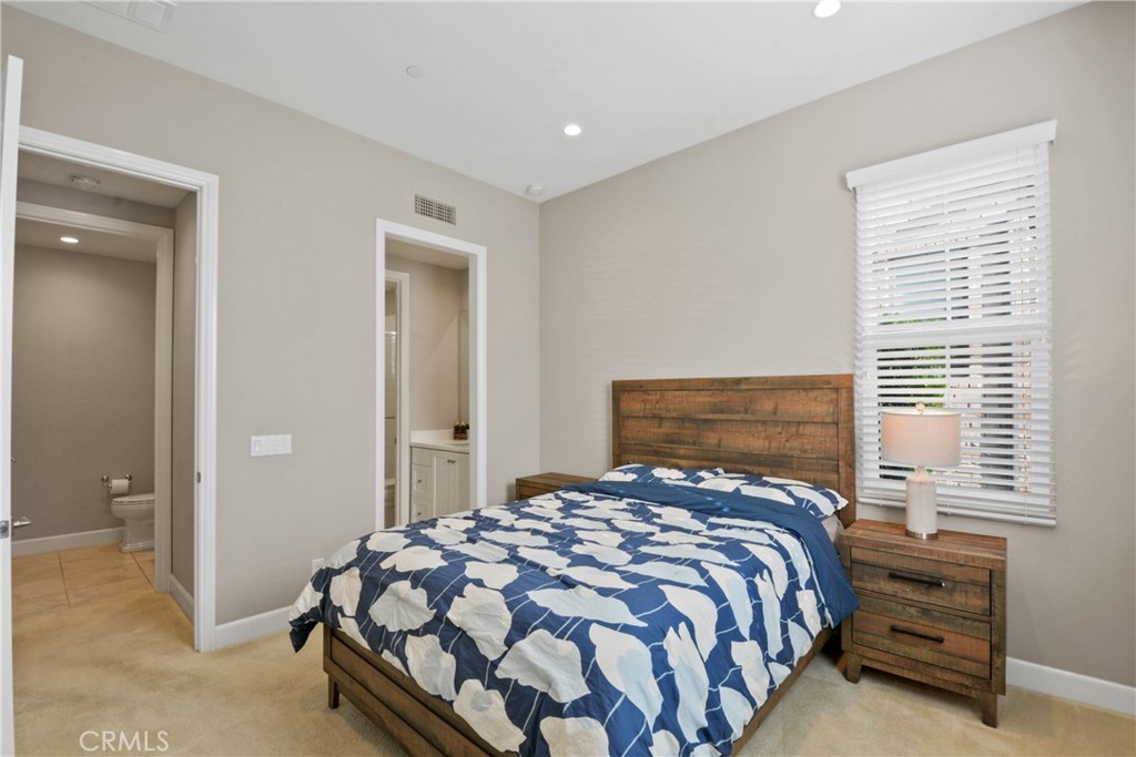 MLS #OC26000601 image #2