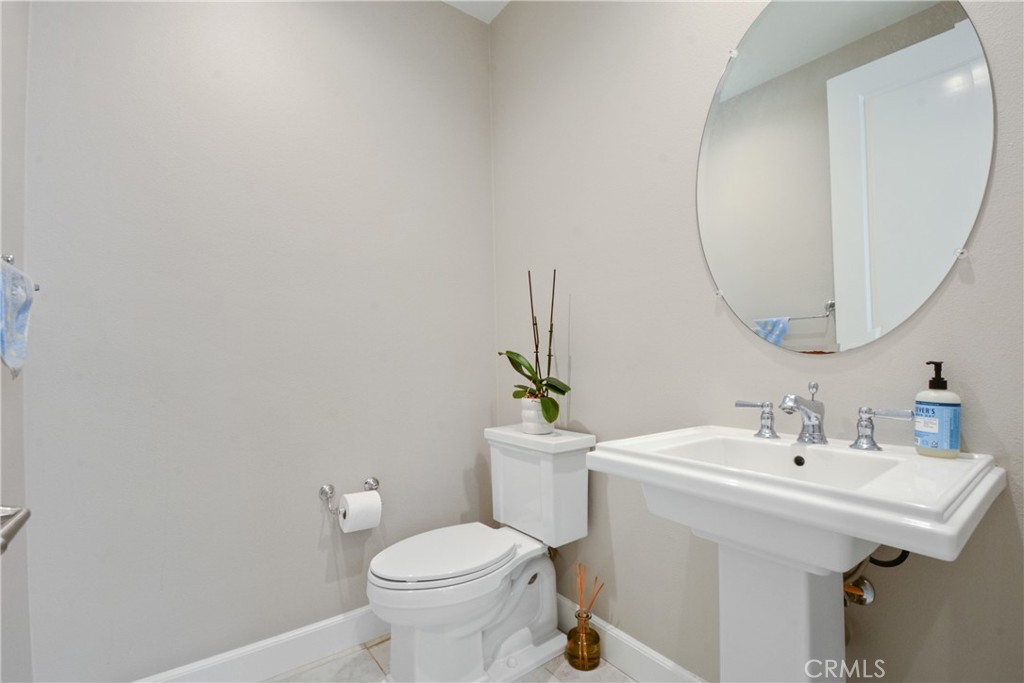 MLS #OC26000601 image #4