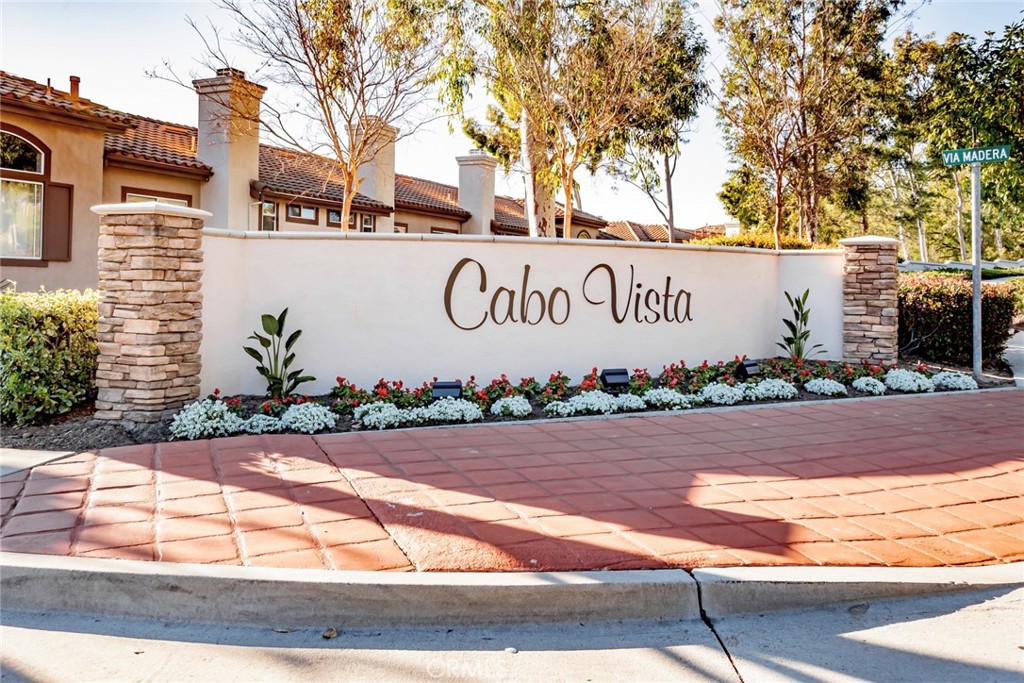 MLS #OC26001488 image #33