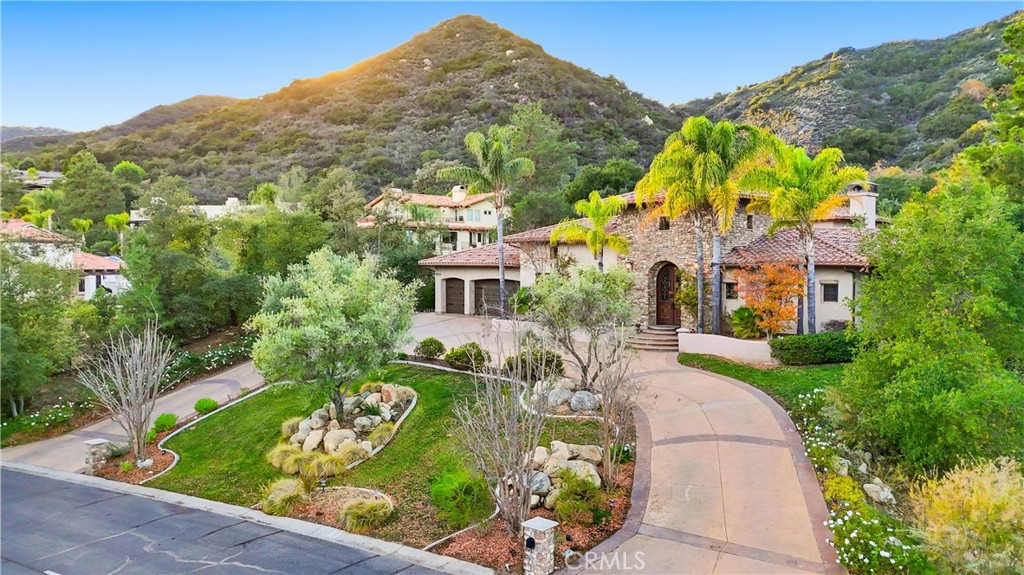 MLS #OC26001918 image #0