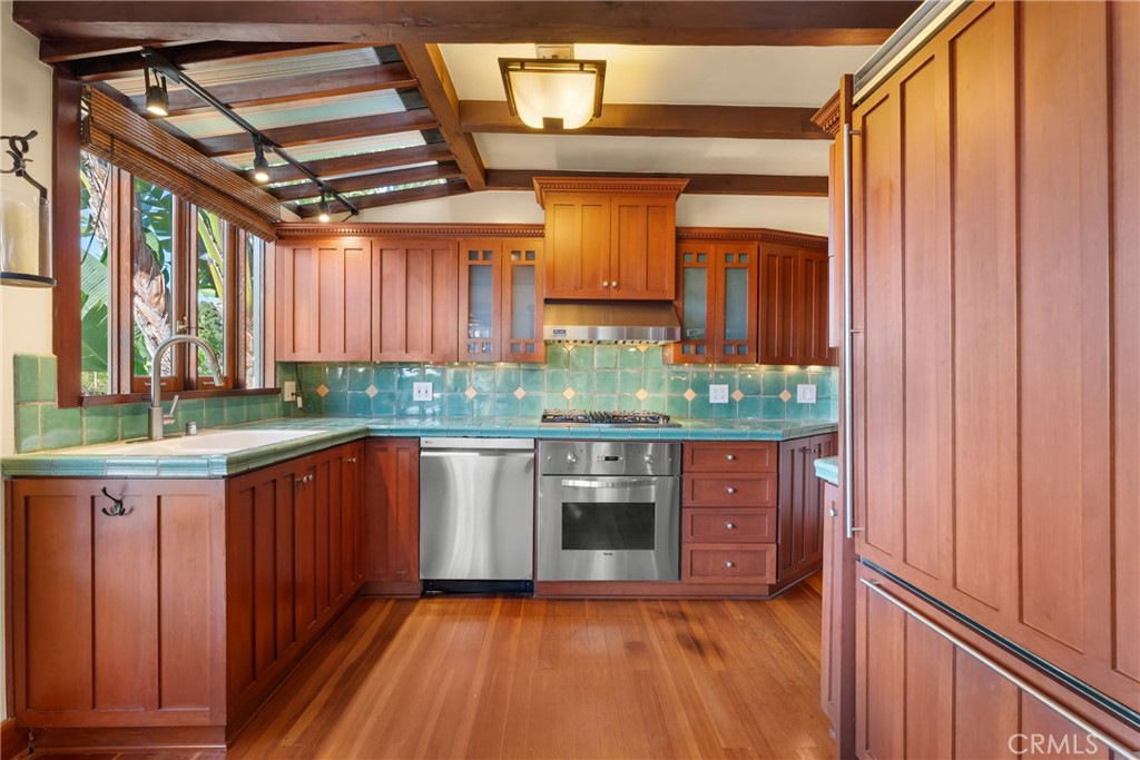 MLS #OC26002544 image #16