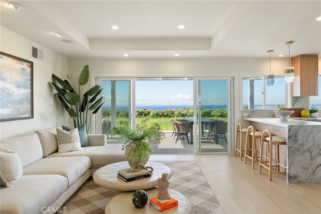 MLS #OC26004204 image #4