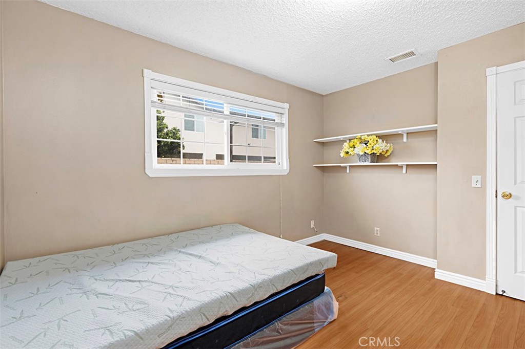 MLS #OC26004255 image #13