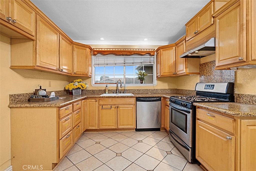 MLS #OC26004255 image #7