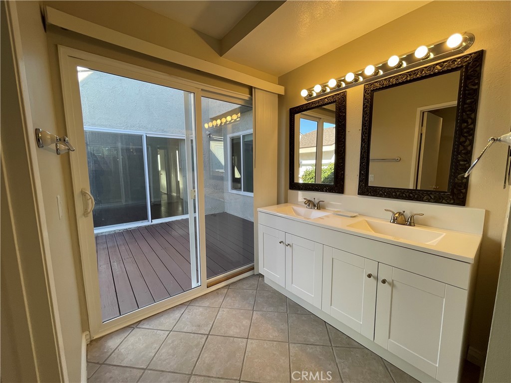 MLS #OC26004362 image #19