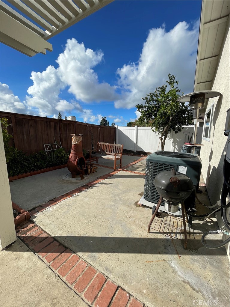 MLS #OC26004362 image #36