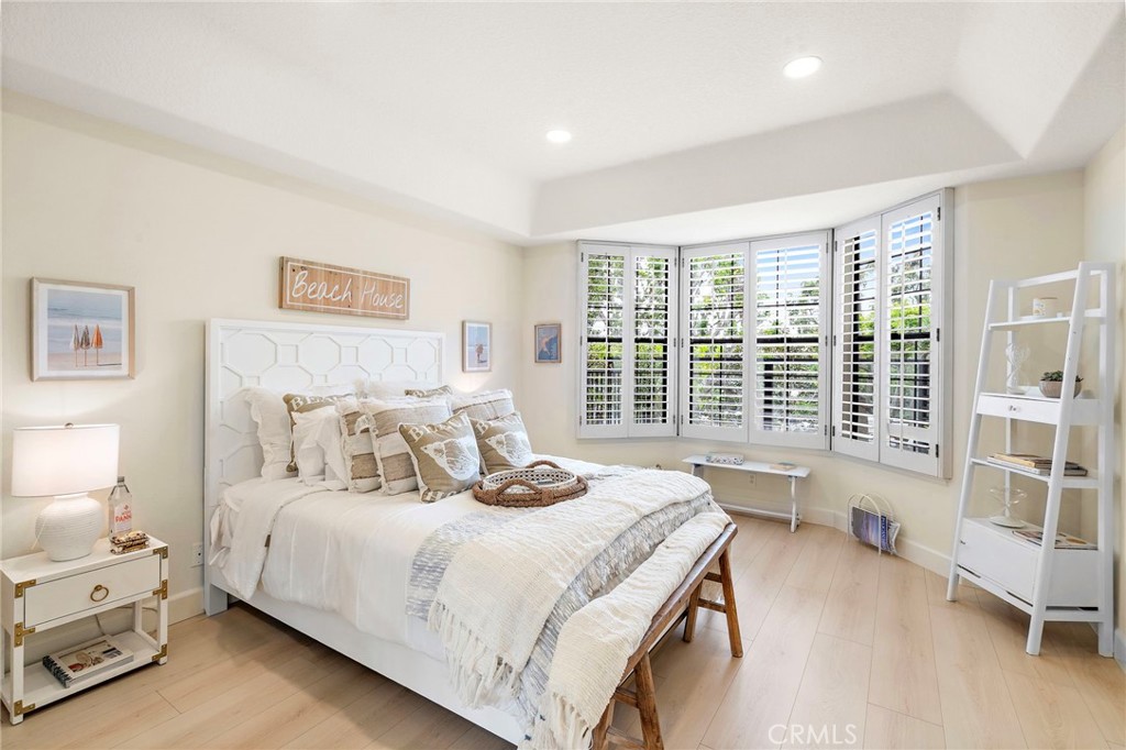 MLS #OC26004829 image #36