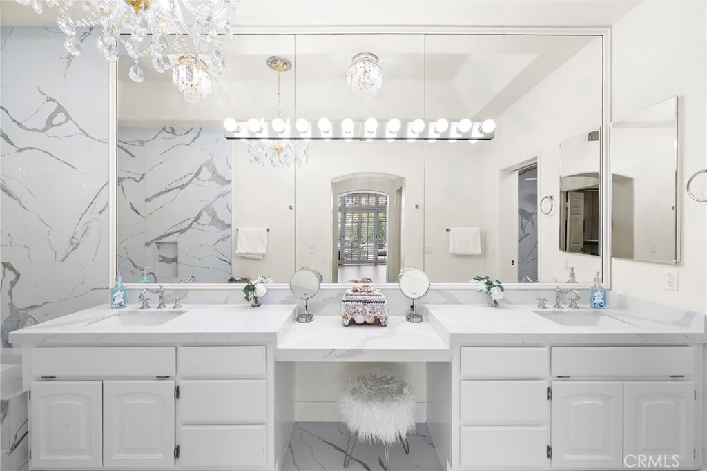 MLS #OC26004829 image #44