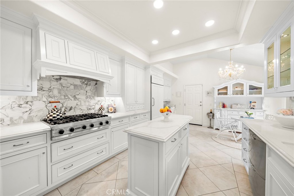 MLS #OC26004829 image #7