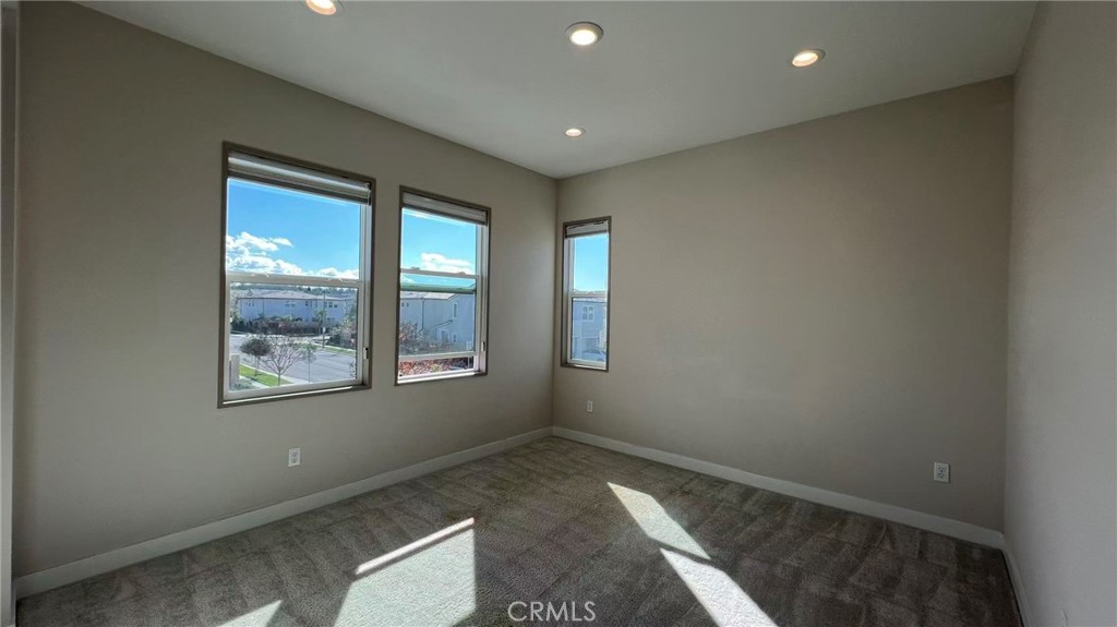 MLS #OC26005283 image #12