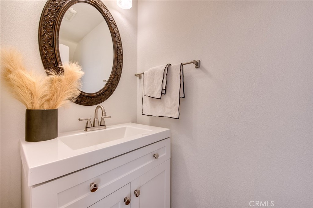 MLS #OC26005815 image #6